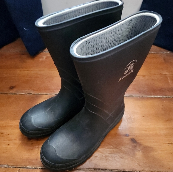 Kids Kamik Black Rubber Boots - Picture 9 of 9